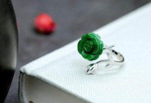 Natural Hand – Carved green Jade Rose Ring 925 Sterling Silver