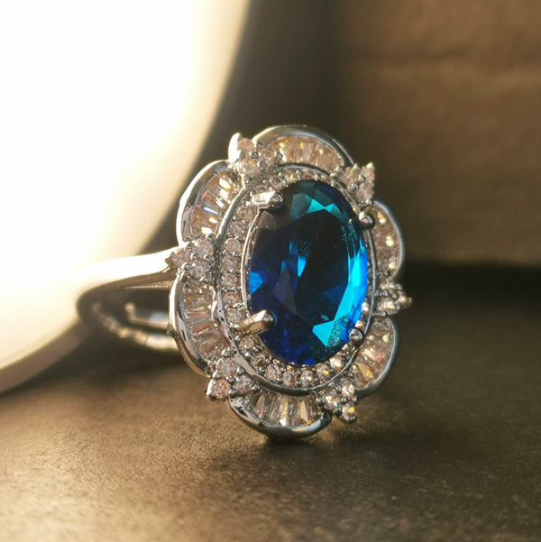 oval-cut-sapphire-ring