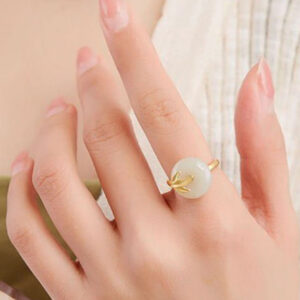 white-jade-bamboo-leaves-gold-ring-1
